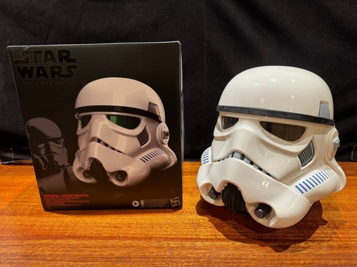 STAR WARS Black Series STORMTROOPER Electronic Helmet - Picture 3 of 13