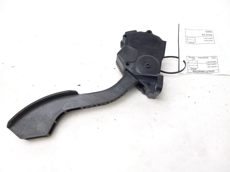 丰田 PRIUS 2010 气垫踏板 — 第 2/4 张图片