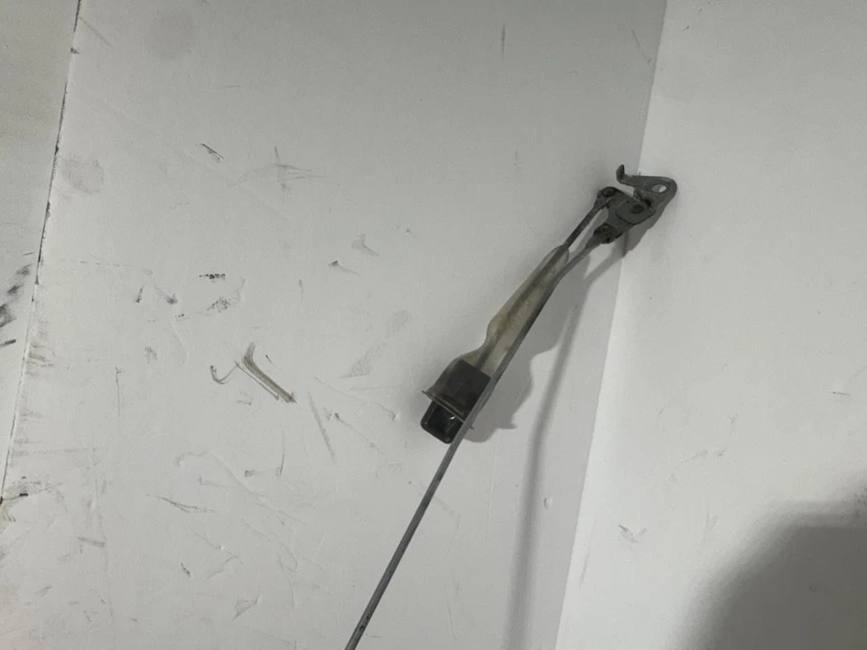 RR Passenger Side Rear Door Latch Power Lock Actuator 90-91 Toyota 4Runner - Image 3 of 4