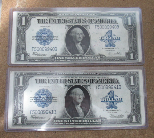1923 $1 SILVER CERTIFICATES, 2 CONSECUTIVE NOTES #5-00-8-99-40/1, HORSE BLANKETS