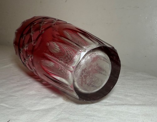 Vintage handmade red cranberry Czech cut to clear crystal glass ornate vase - Picture 8 of 8