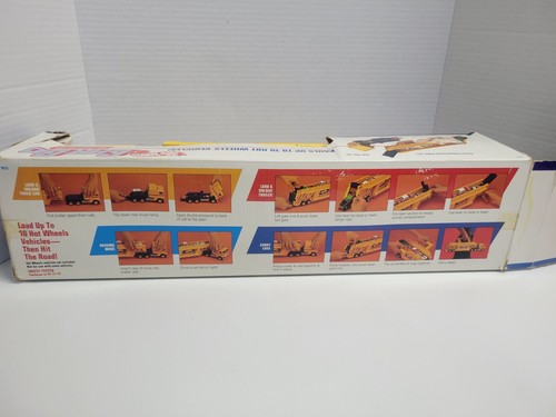 *New* 1986 Hot Wheels Semi Truck Trailer Transporter Car Hauler Carrying Case - Picture 16 of 22