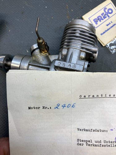 original DDR BWF Modellmotor 2,5S Modellbau Flugzeug mit Karton OVP [4021-7] - Picture 6 of 12