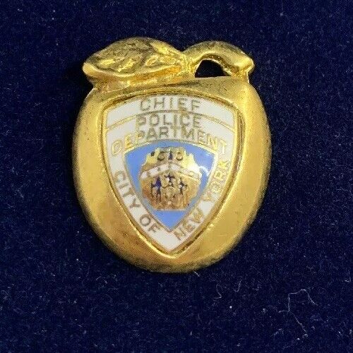 Chief Police Department Golden Apple Pin - Bild 1 von 1