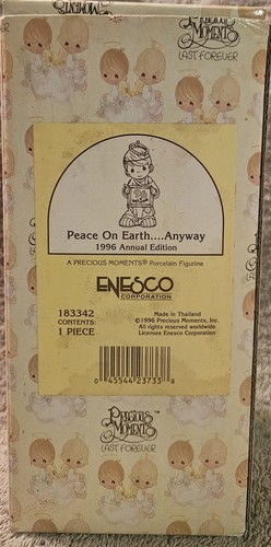 Precious Moments Peace On Earth....Anyway 1996 Annual Edition 183342 - Picture 5 of 6