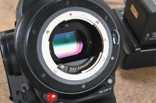 Canon EOS C100 Mark II Cinema EOS Aparat CG01CNK - Zdjęcie 4 z 10
