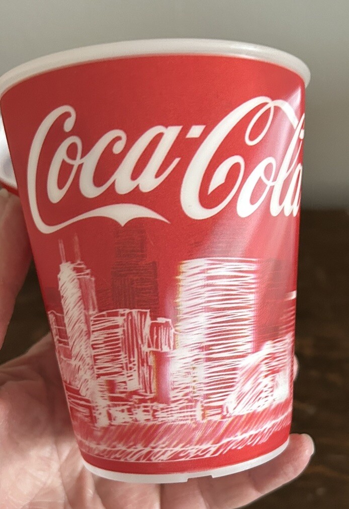 CocaCola Lenticular Cups Chicago Skyline 12 Unused Dynamic Drinkware