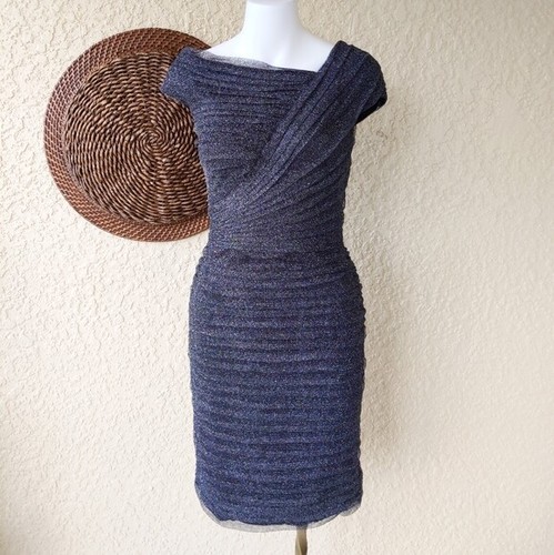 Tadashi Shoji Metallic Zinn gerafftes plissiertes Netz Damengröße 6 - Bild 2 von 6