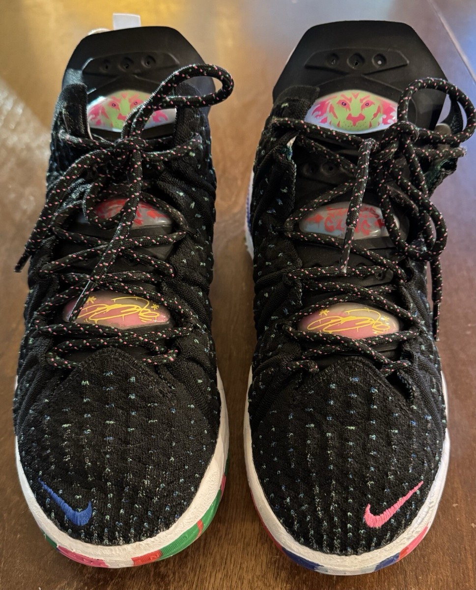 NIKE Lebron 18 'JAMES GANG' Mid Top SNEAKERS Multicolor
