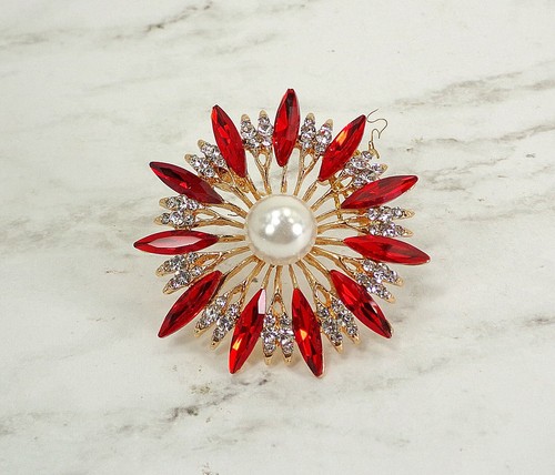Red crystal pin brooch with white pearl, clear crystals, round fashion pin New   - Picture 2 of 4