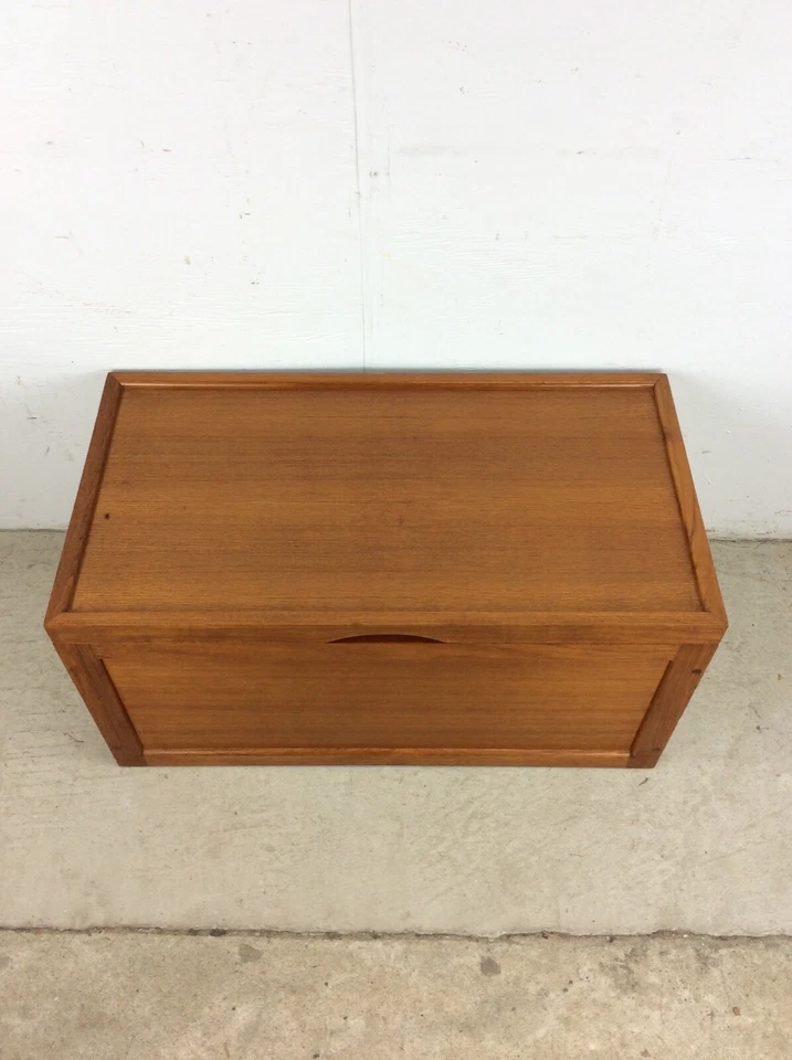 Manta de teca estilo moderno danés Foto 4 de 4