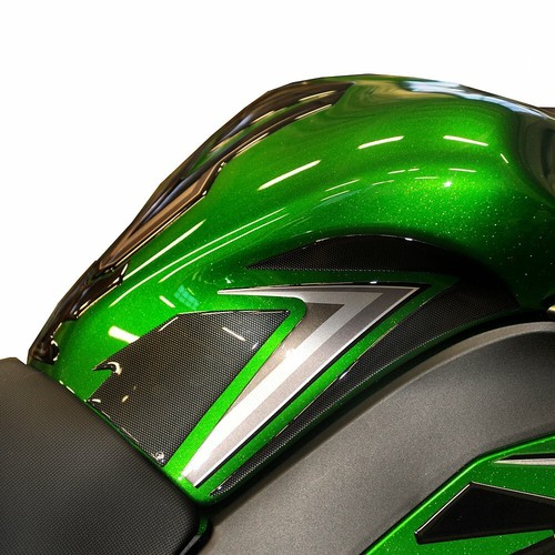 ADESIVI LATERALI MOTO 3D RESINATI COMPATIBILI CON KAWASAKI Z1000SX 2017-2019 - Foto 2 di 2