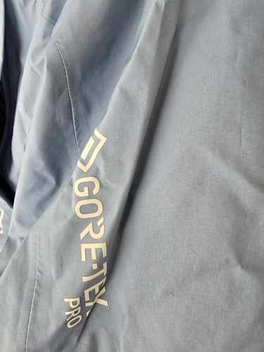 Mens Burton AK Gore-Tex Tusk Jacket, Size Medium, Dusty Blue, Brand New W Tags - Picture 3 of 9