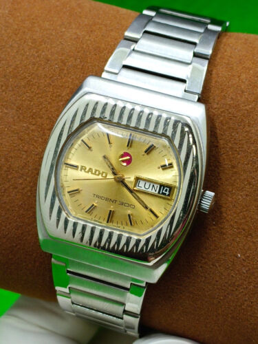 RADO TRIDENT 300 watch Automatic 25 Jewels Day / Date Indicator - Picture 14 of 17
