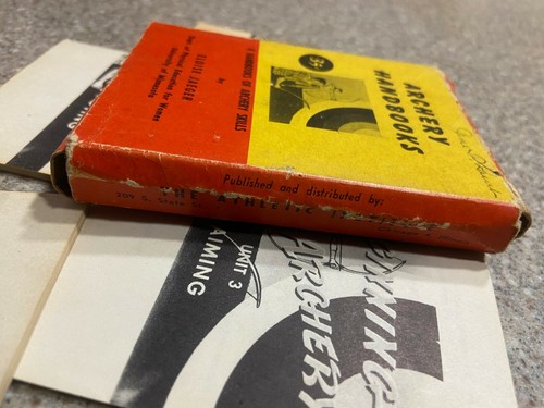 Vintage 1948 Athletic Institute Keep Fit Archery The University of Minnesota Set - Picture 4 of 9