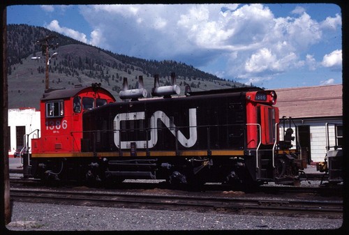 Original Rail Slide - CN Canadian National 1386 Kamloops BC 6-11-1984 - 第 1/1 張圖片