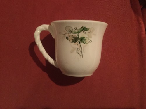 Vintage Isco Handpainted Fruit & Floral Mug Cup Japan Green Twisted Handle MINT - Picture 2 of 4