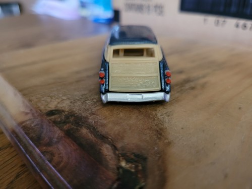 Hot Wheels '50 Buick Station Wagon with Real Rider's. - Picture 14 of 16