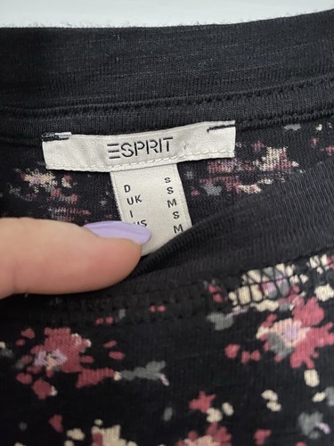 Esprit T-Shirt Size Small Black Floral - Picture 3 of 3