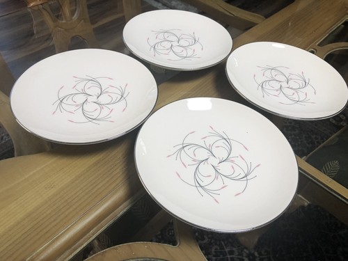 Set of 4 Vintage Homer Laughlin Rhythm Capri Bread Plates 6.25" - Picture 2 of 5