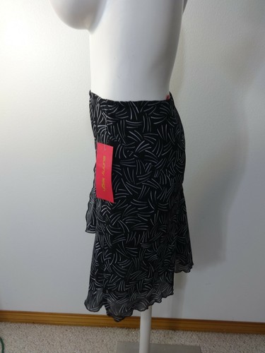 NWT SUNNY LEIGH WOMENS BLACK & WHITE RUFFLED CHIFFON MIDI SKIRT SIZE S - Picture 2 of 5