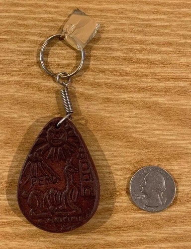 Vintage Collectible Keychain Charm Key Ring FOB Machu Picchu Peru Carved Wood Mj - Picture 5 of 9