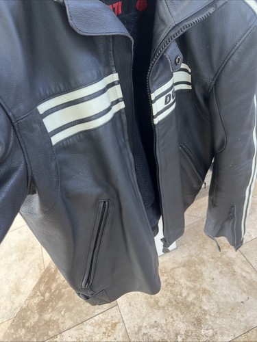 Chaqueta de moto de cuero Dainese Ducati vintage para hombre talla 56 - Imagen 8 de 19