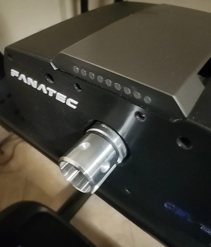 Fanatec CSL Elite Wheel Base W/ Cables Excellent Condition - Picture 4 of 6