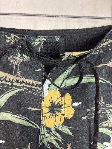 Pantalones Cortos de Board Rusty Jóvenes Niños Negros Talla 12 Floral Traje de Baño Surf Ropa de Playa - Imagen 8 de 10