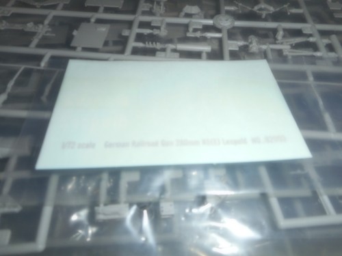 HOBBY BOSS 82903, 1/72 GERMAN 280MM K5(E) RAILWAY GUN LEOPOLD PLASTIC MODEL KIT - Picture 7 of 7
