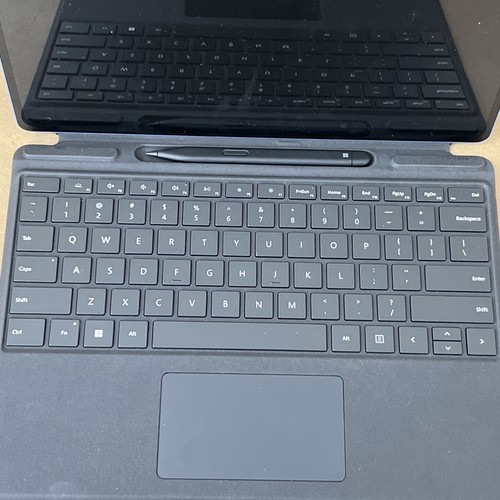 Microsoft Surface Pro 9 13" i7-1265U 2,7 GHz 16 GB RAM 512 GB SSD GRADO A - Foto 3 di 18