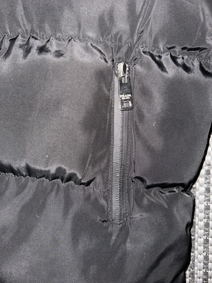 Prada Puffer Jacke Größe S - Bild 3 von 4