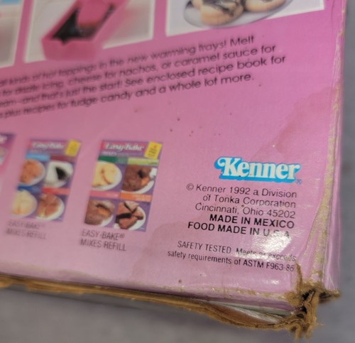 Vintage 1992 Easy Bake Oven & Snack Center w/ Accessories By Kenner - Picture 8 of 13