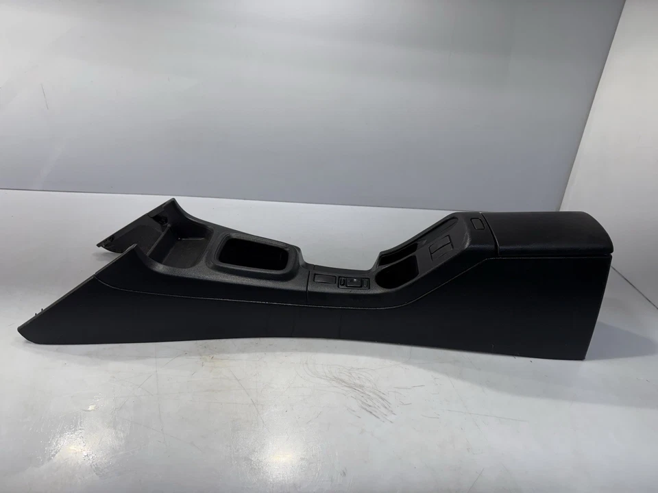 SUBARU IMPREZA 2002-2004 MONTAJE DE CONSOLA CENTRAL PIEZA USADA ORIGINAL OEM Foto 3 de 4