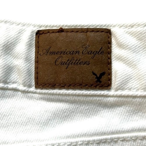 America Eagle Cutoff Shorts Sz 6 White Distressed Needlework Stretch Cotton - Picture 6 of 11