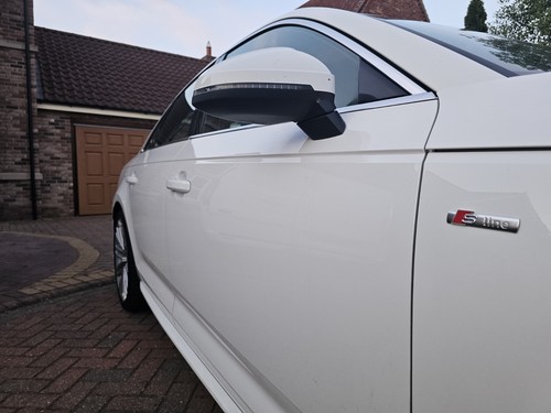 2019 69 Audi A4 S Line Ultra 2.0 TFSi Saloon - Picture 11 of 12