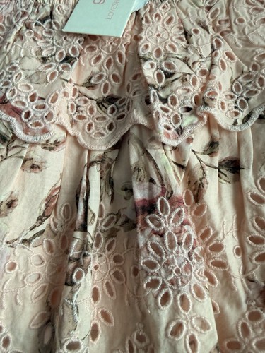 LoveShackFancy x Gap Girls Pink Floral Eyelet Scalloped Mini Skirt XS(4-5) NWT - Picture 2 of 5