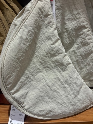 UNIQLO ROUND MINI SHOULDER BAG Unisex Gift Nylon Padding Zip Pocket Japan New - Picture 3 of 12