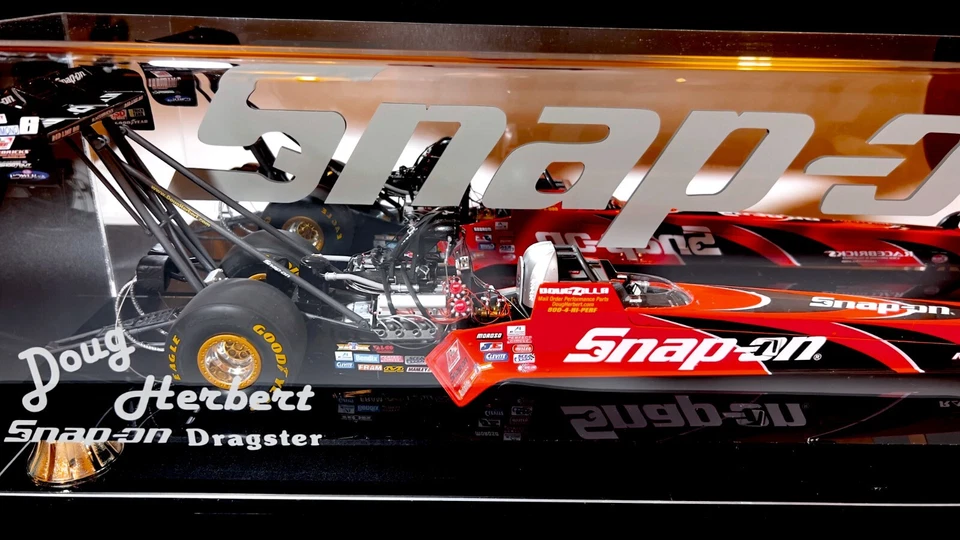 Edición Limitada SNAP-ON '06 Doug Herbert Top Fuel NITRO Dragster 1:16 Diecast Foto 2 de 4