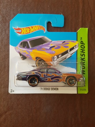 HOT WHEELS - 2015 HW Workshop - '71 Dodge Demon in Purple 216/250 - Short Card
