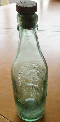 ANTIQUE / VINTAGE AQUA GLASS BOTTLE EMBOSSED WORKSOP & RETFORD BREWERY OAK TREE - Picture 4 of 5