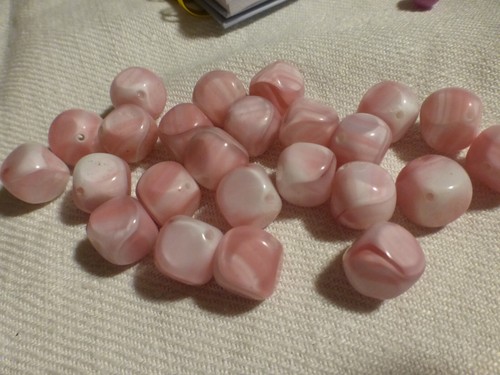 lot de 25 perle ANCIENNES en verre forme toupie rose nuancé blanc - Imagen 3 de 3