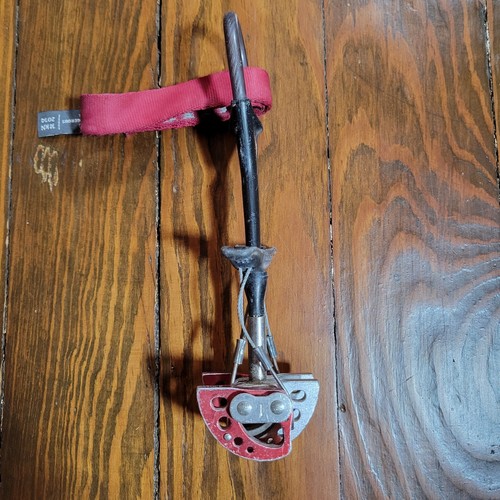 Black Diamond Camalot C4 Climbing Cam - Size 1 - Picture 7 of 9