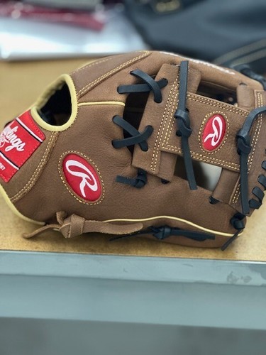 Aaron Judge Signed Baseball Glove - With Photo Of Him | EBay