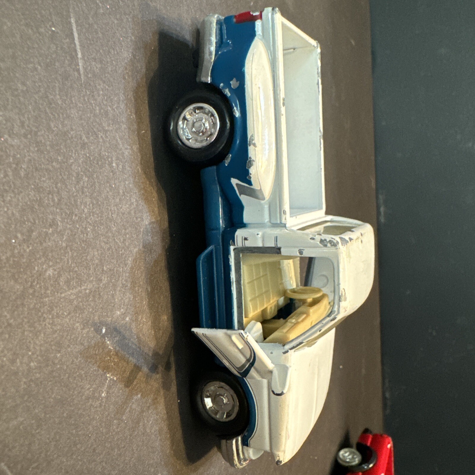 Picture 4 of 21
