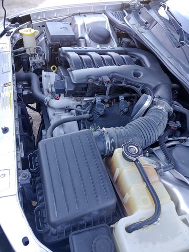 2010 Dodge Charger SXT - Picture 5 of 7