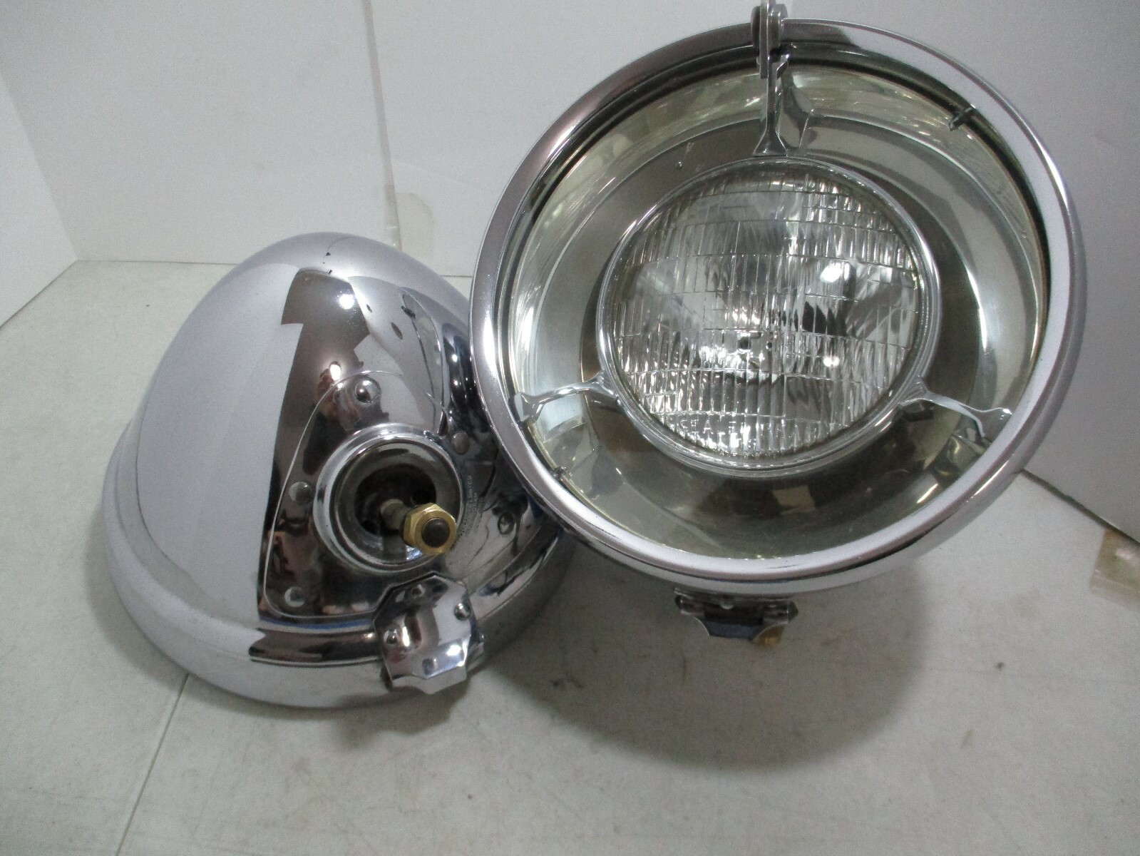 Lucas R100 sealed beam headlights Rolls-Royce 25/30, Wraith, PIII &Silver Wraith