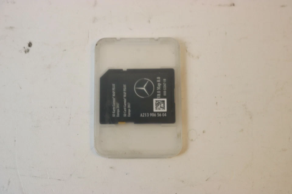 Mercedes-Benz Garmin MAP PILOT 2017 SD Version 8.0 EUROPA A2139065604  - Bild 2 von 3