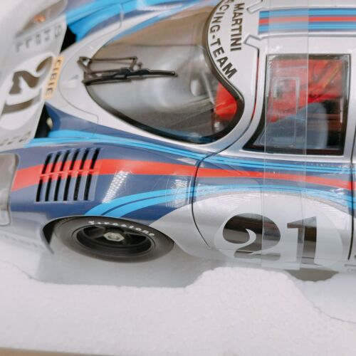 AUTOart 1/18 Porsche 917 coda lunga #21 Le Mans Elford Larrousse Martini 87171 - Foto 9 di 17