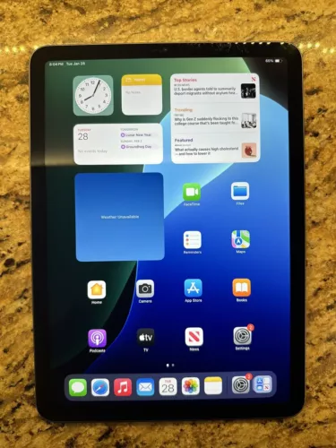 Apple iPad Air 5TH Generation Model A2588 64GB Wifi Space Grey